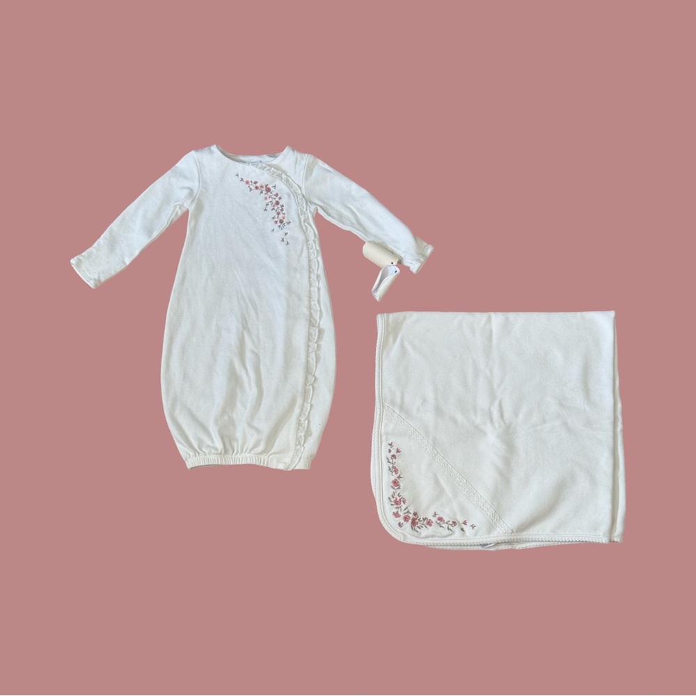 Edgehill Collection Embroidered Floral Infant Outfit & Matching Swaddle Basket